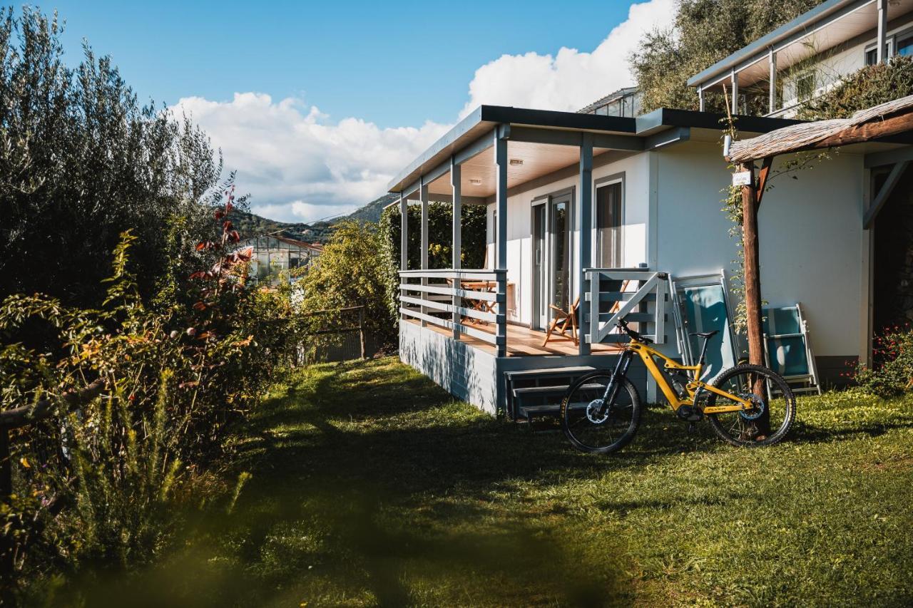 Agriturismo Rose Di Pietra Pietra Ligure Ngoại thất bức ảnh