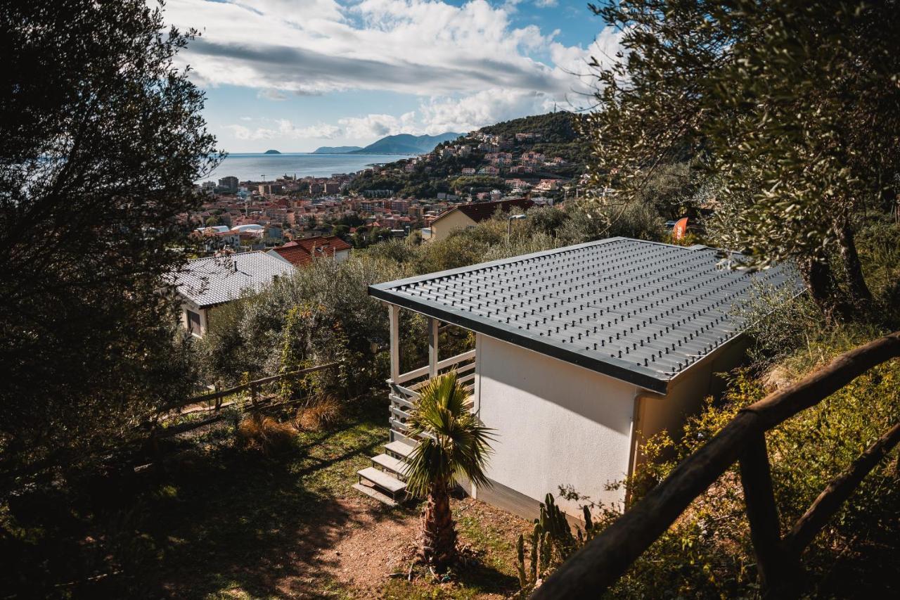 Agriturismo Rose Di Pietra Pietra Ligure Ngoại thất bức ảnh